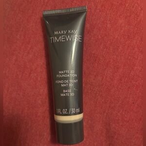 Mary Kay Foundation Ivory C 100